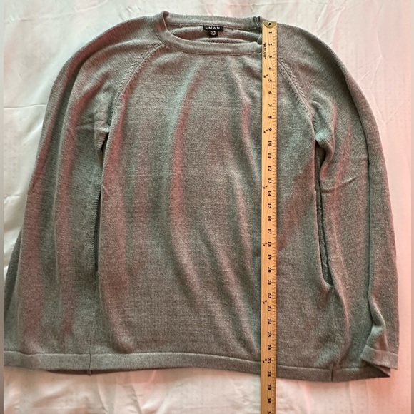 IMAN Poncho - Picture 6 of 15